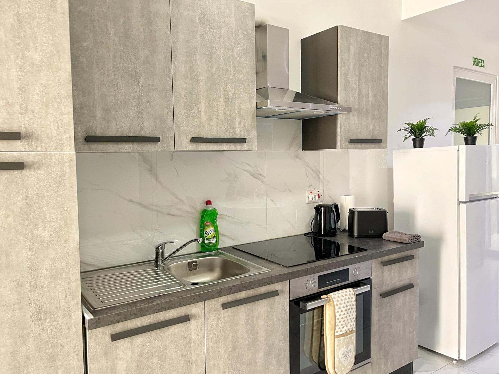 Marina Apartments Msida Buitenkant foto