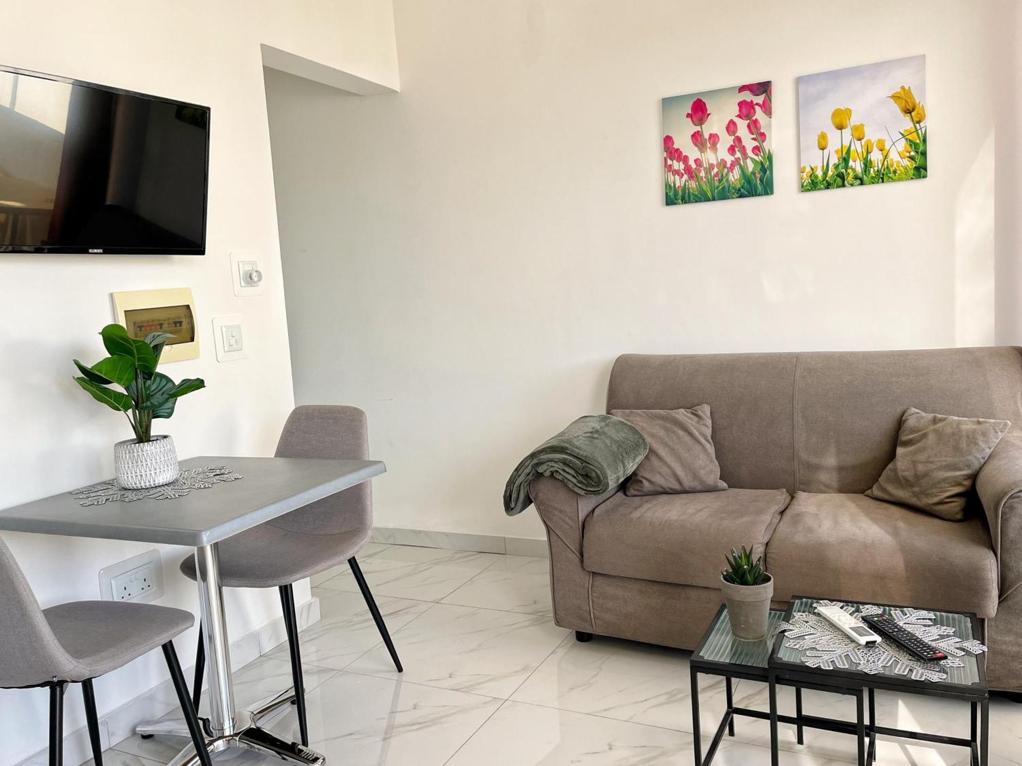 Marina Apartments Msida Buitenkant foto